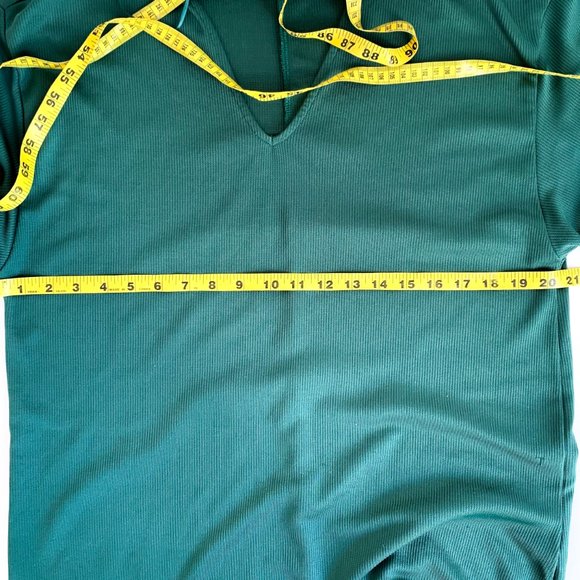 ZARA dark green v-neck dress 1/2 flutter sleeves L - Picture 5 of 5